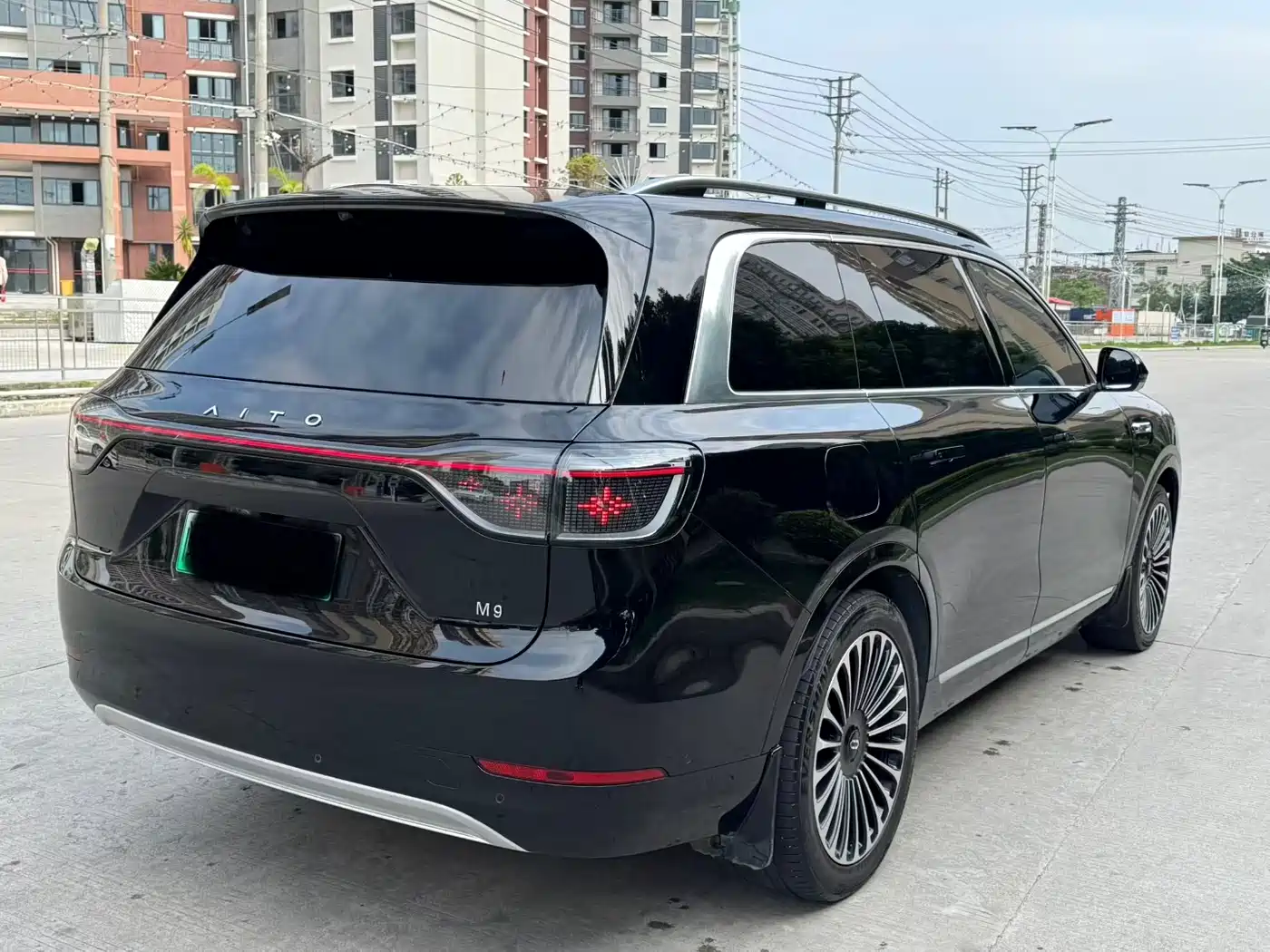 AITO Wenjie AITO M9 2024 Range Extender Ultra 52kWh 6-seater фото 9