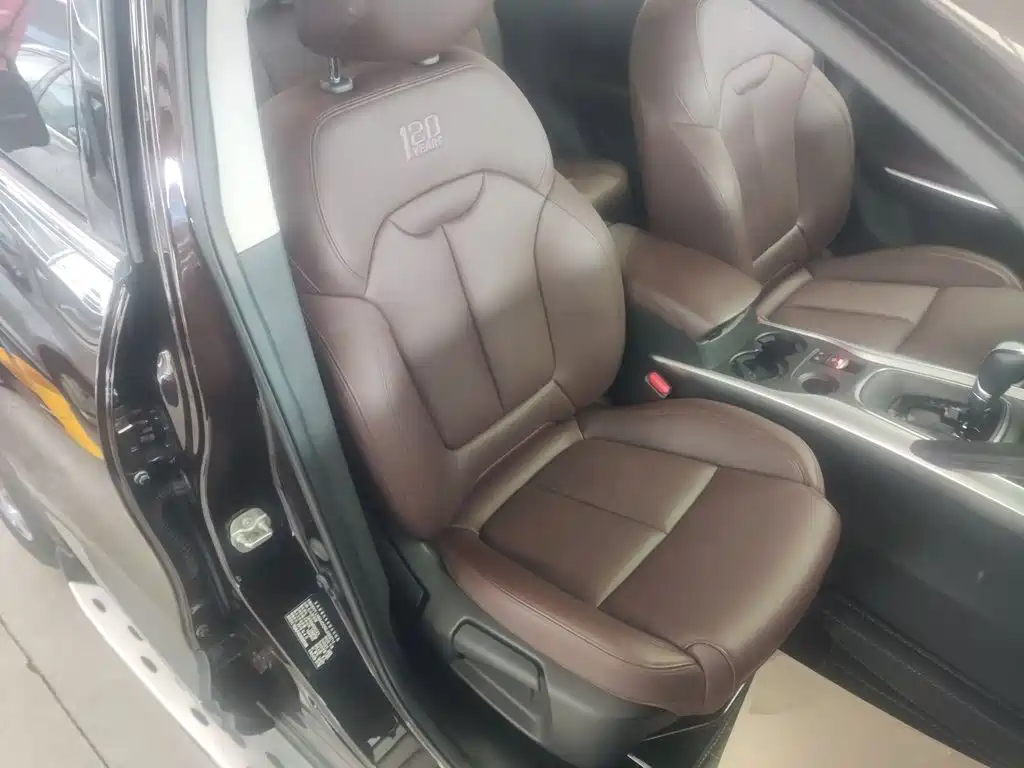 Renault Kadjar 2018 2017 2.0L 120th Anniversary Limited Edition