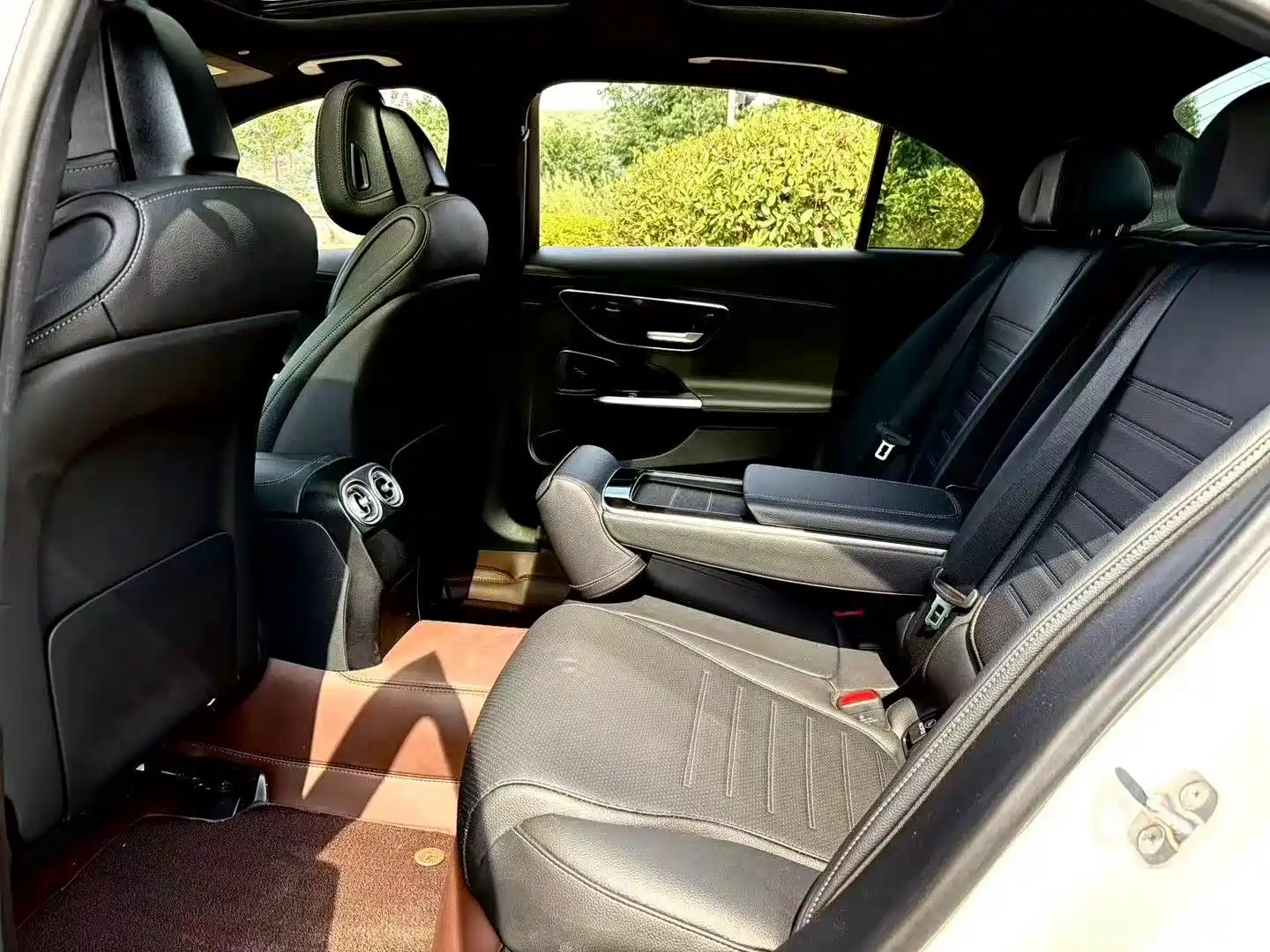 Фото 8 - Mercedes-Benz C-Class