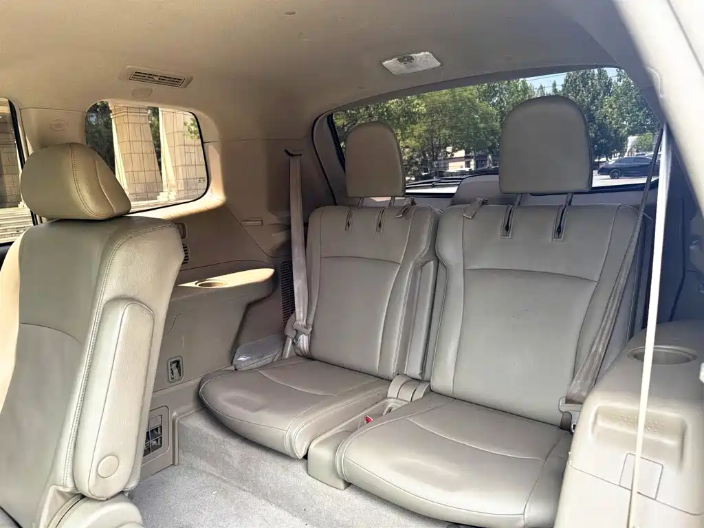 Фото 9 - Toyota Highlander