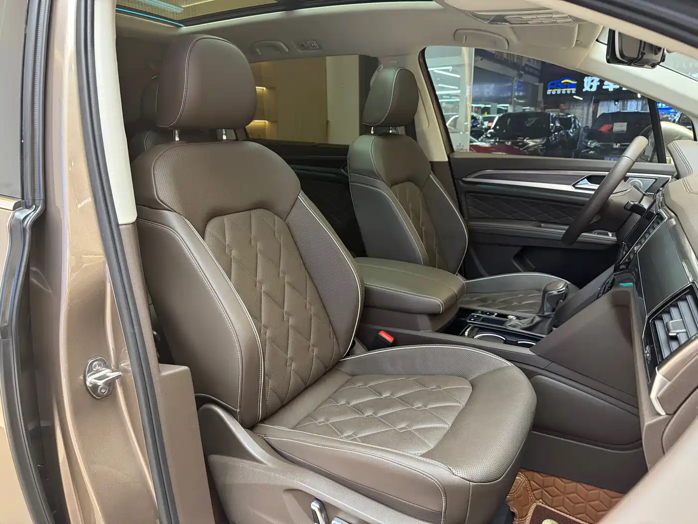 Volkswagen Viloran 2020 380TSI Flagship Edition фото 22