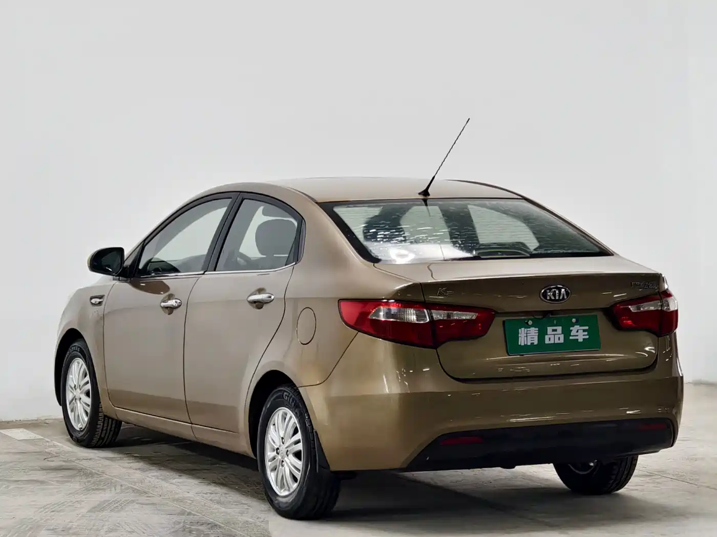 Photo 6 - Kia K2