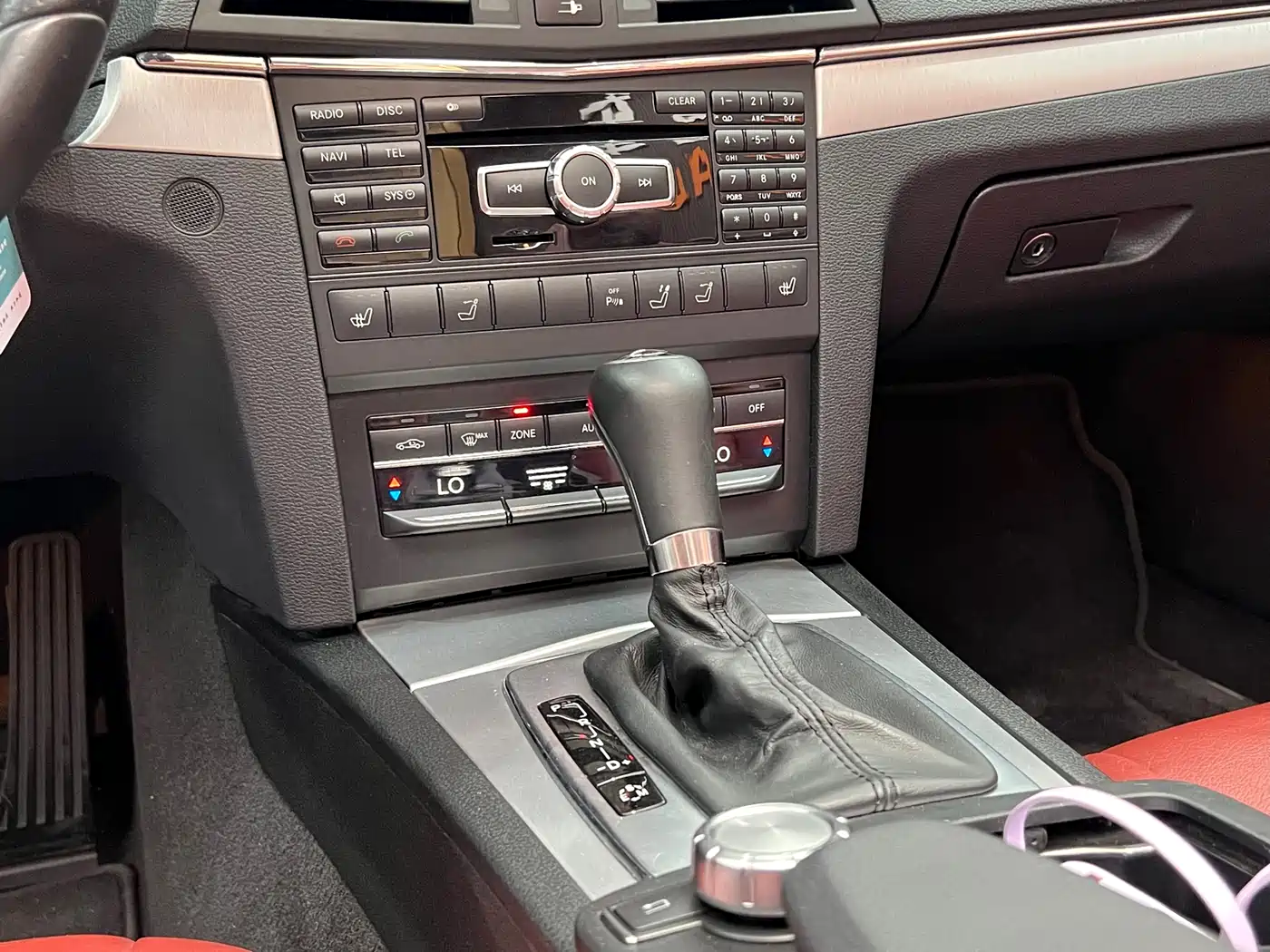 Mercedes-Benz E-Class (Import) 2012 E 260 CGI Convertible фото 26