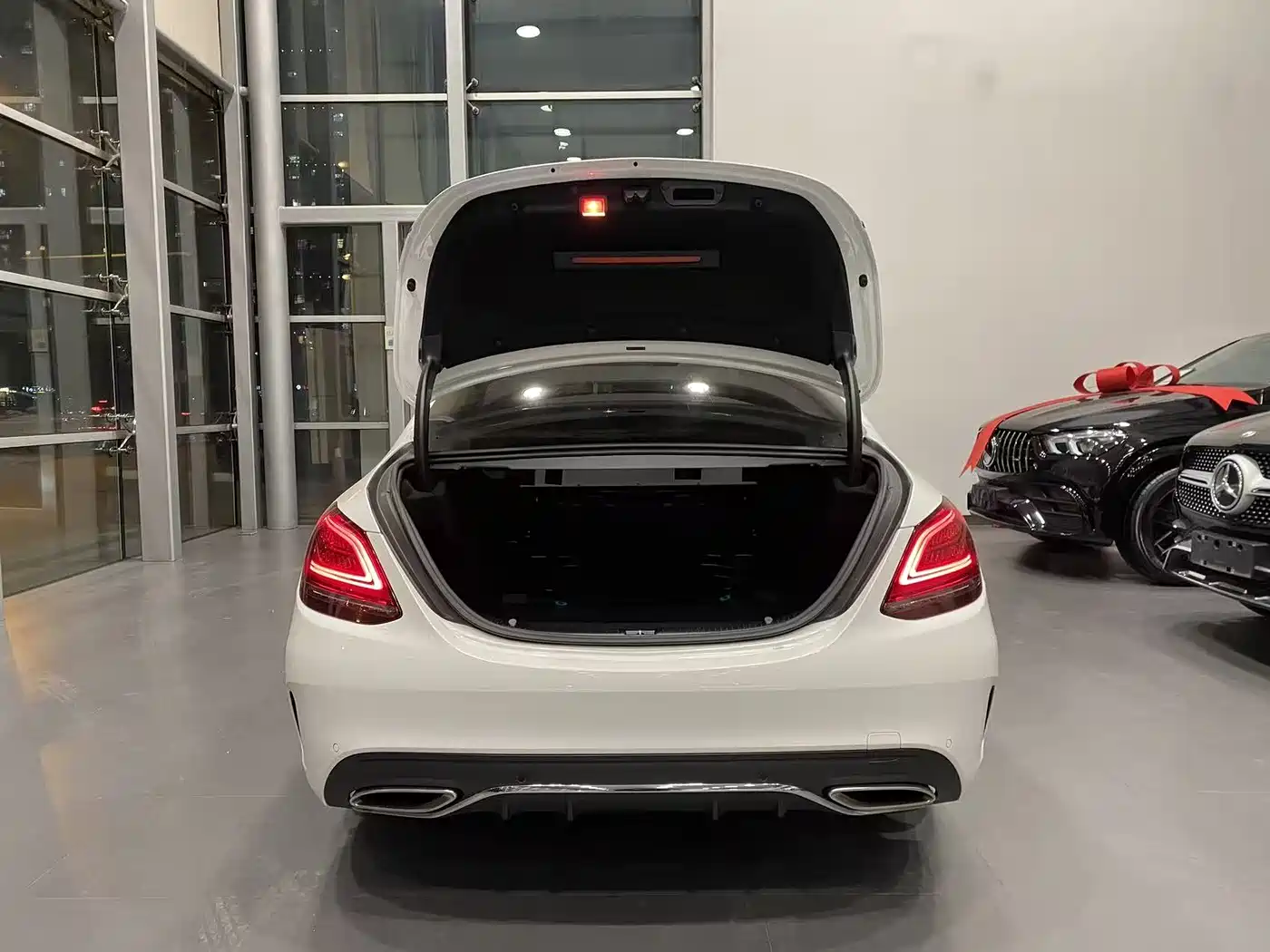 MERCEDES-BENZ C CLASS