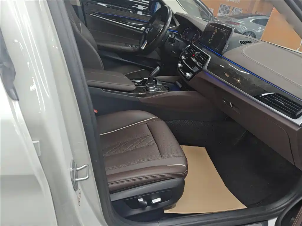 BMW 5 Series 2022 Facelift 525Li Luxury Package фото 25