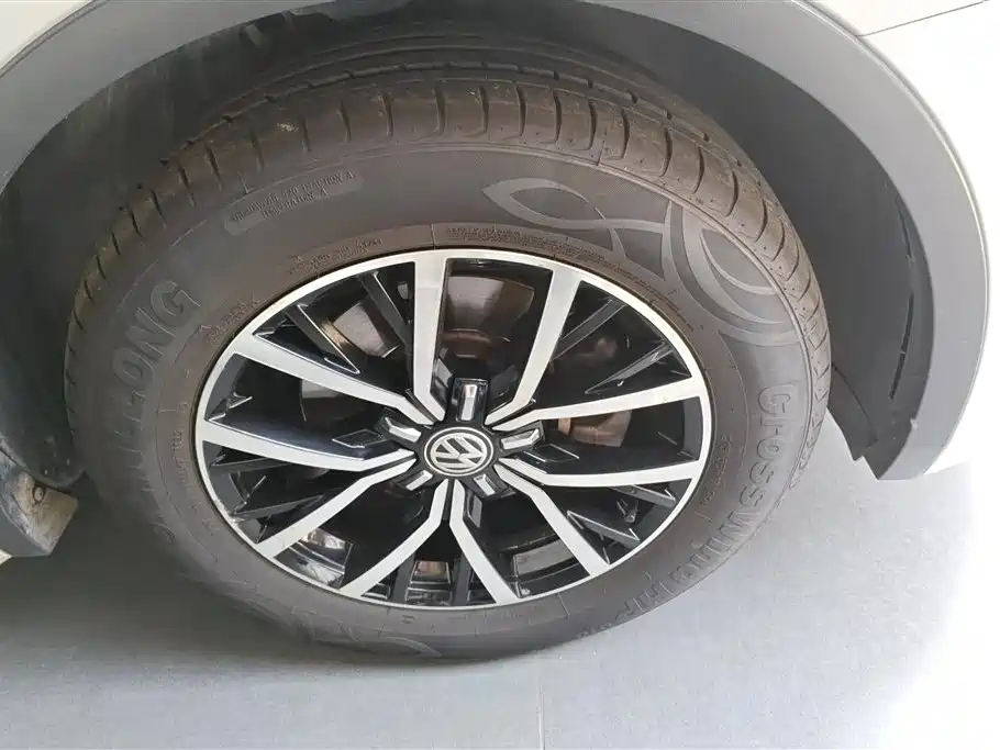 Volkswagen Tiguan L PHEV 2019 430PHEV Hybrid Luxury Edition фото 6