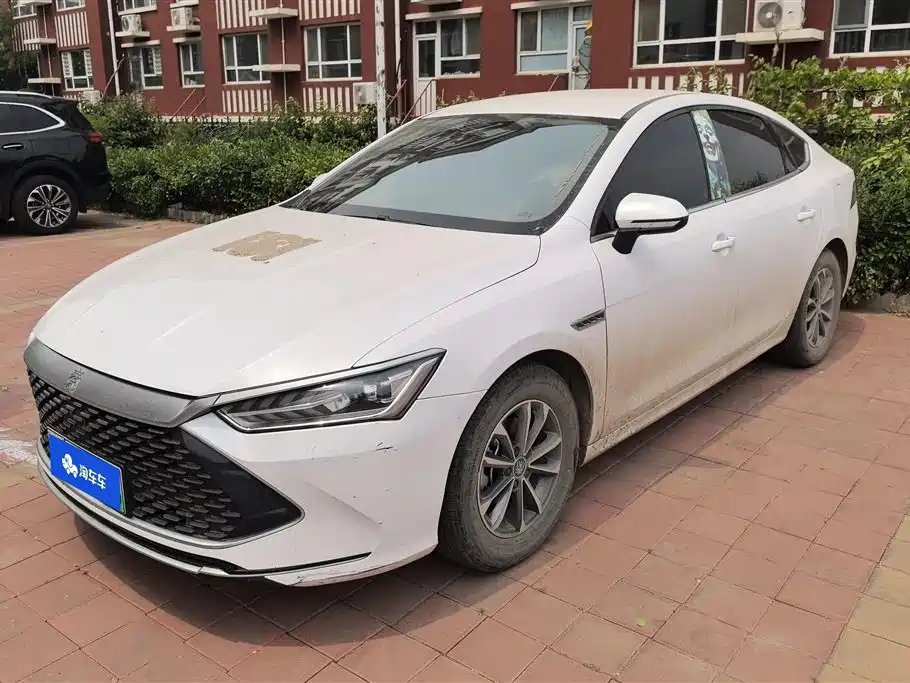 BYD Qin PLUS 2024 Glory Edition DM-i 55KM Leading