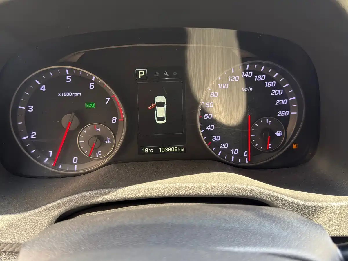 Hyundai Elantra 2018 1.4T DCT Dynamic·Vitality Model фото 6