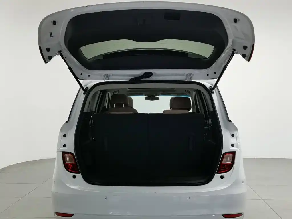 Buick GL6 2023 2021 323T Mild Hybrid Connected Luxury
