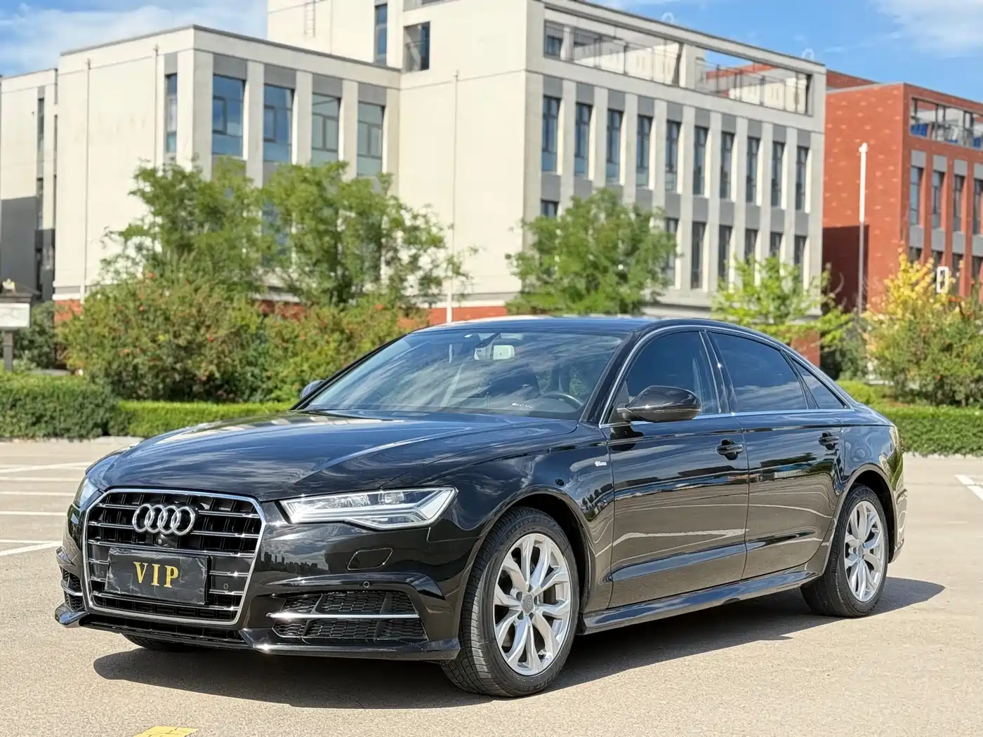 Audi A6L 2018 30th Anniversary 35 TFSI Sport