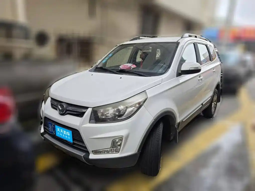 BAIC Huansu S3 2015 2015 1.5L Comfort (China V)