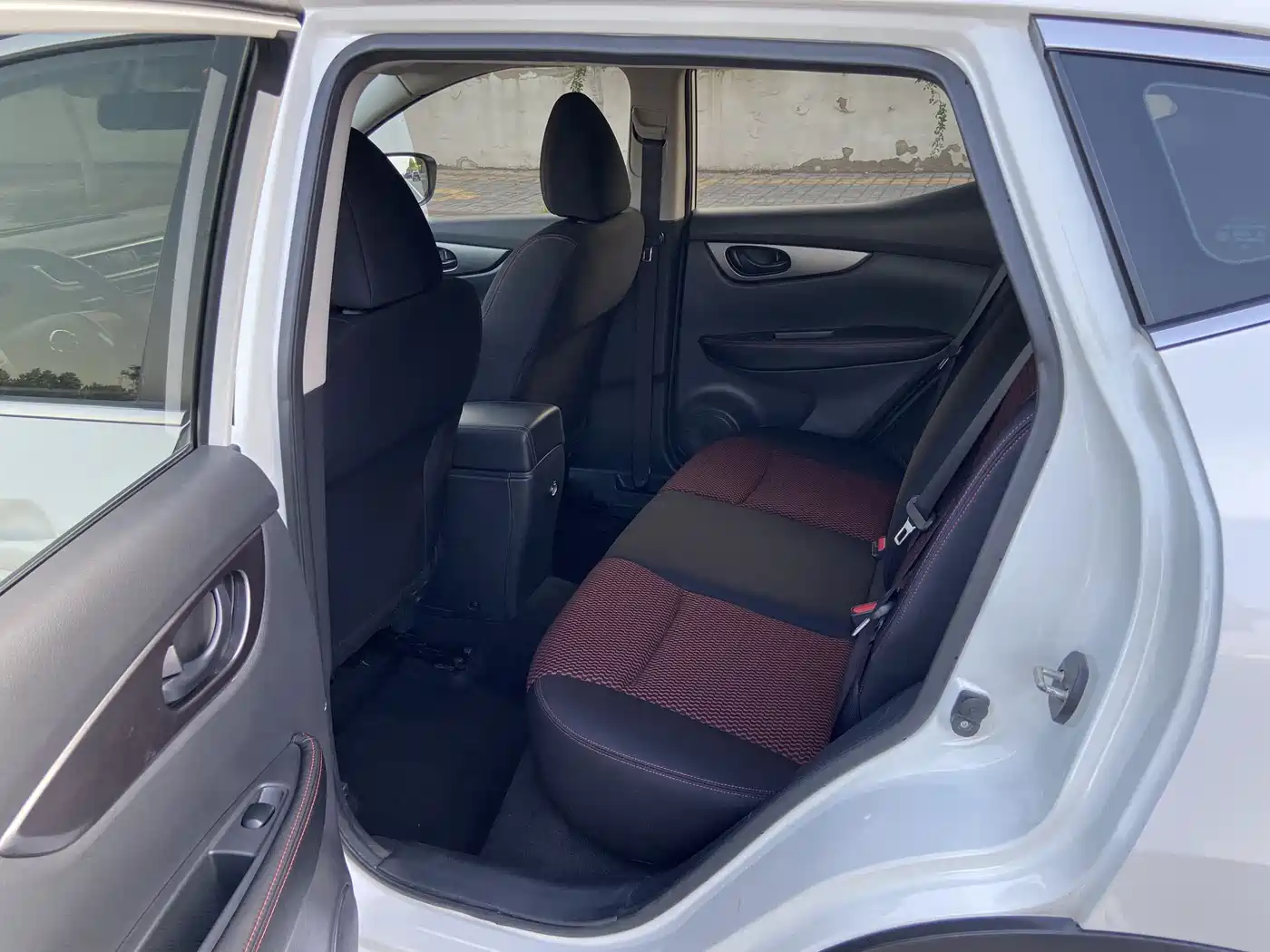 صورة 9 - Nissan Qashqai