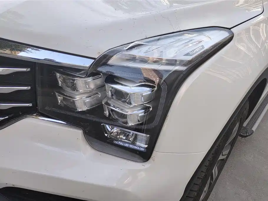 GAC Trumpchi Trumpchi GS7 2017 320T 4WD Luxury Smart Connect фото 5