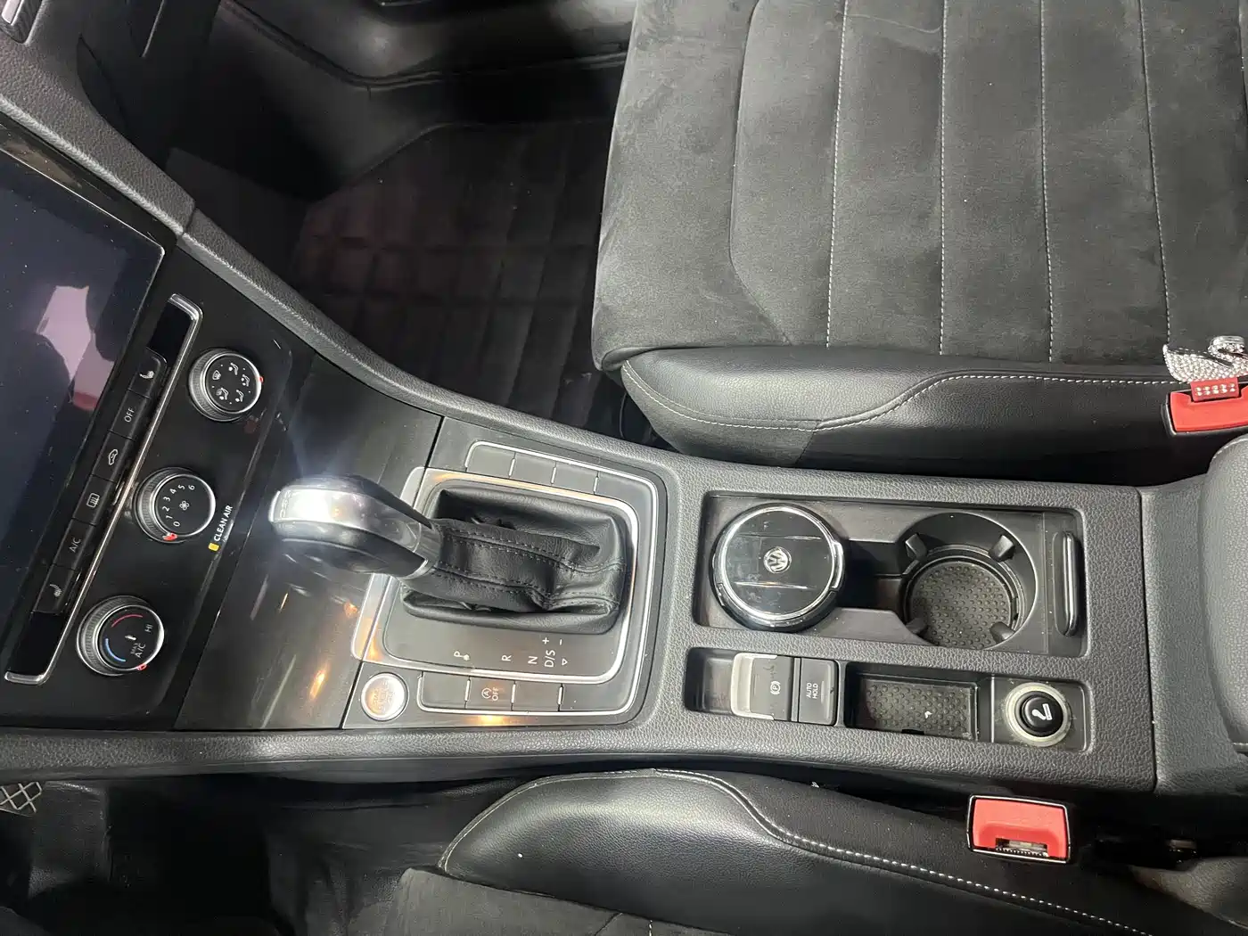 Volkswagen Golf 2018 230TSI Automatic Luxury фото 15