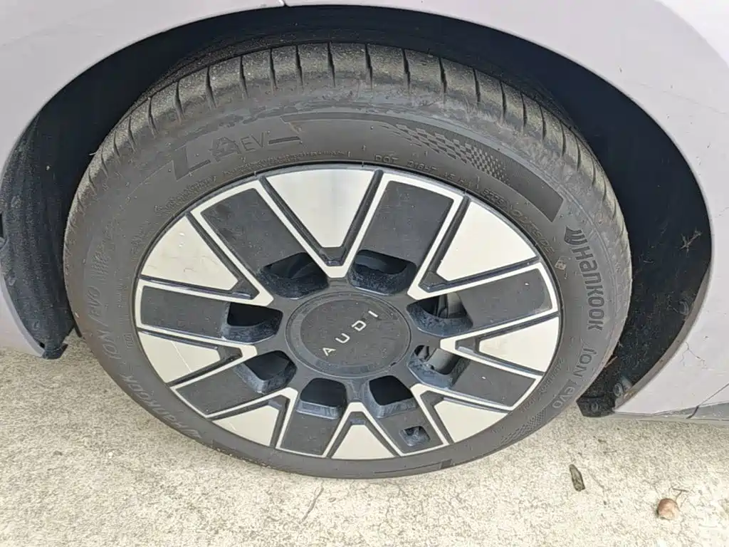 Audi E5 Sportback 2026 2025 Model 220kw 2WD Version