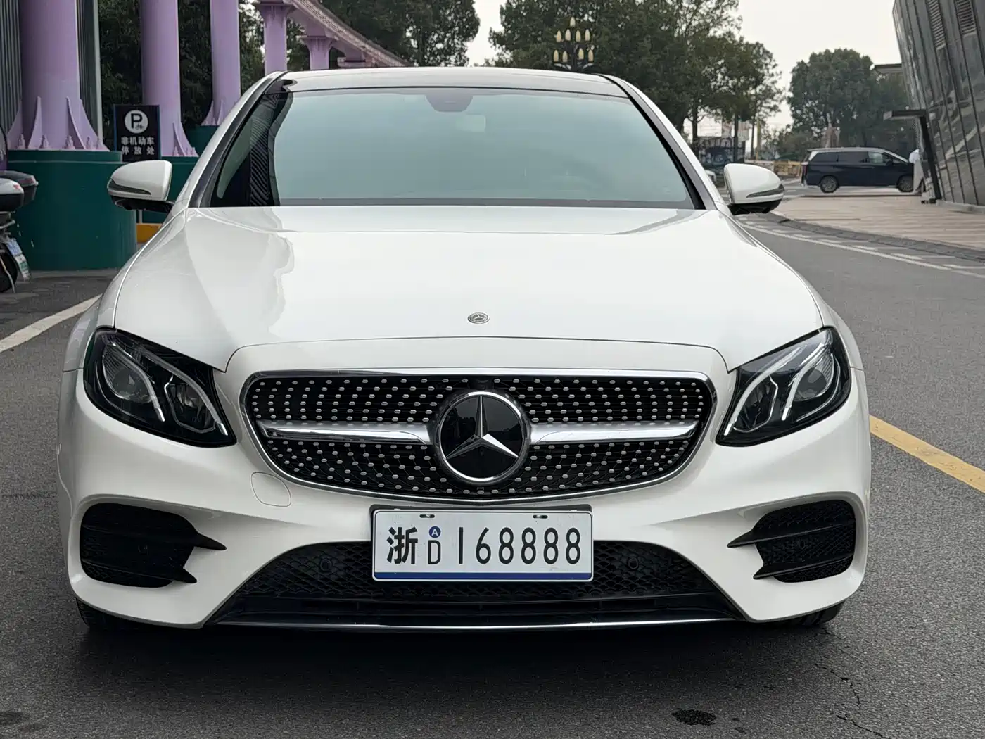 Mercedes-Benz E-Class 2019 Facelift E 300 L Sport Fashion фото 2