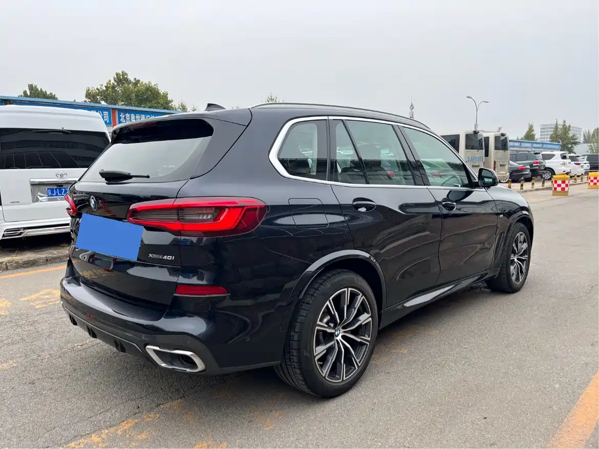 BMW X5 (Import) 2020 xDrive40i M Sport Package фото 4