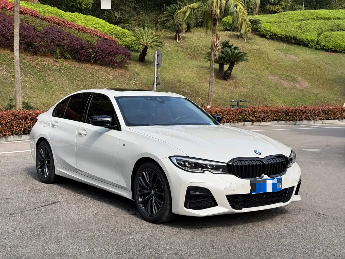 BMW 3 Series 2020 Facelift 325i M Sport Night Edition фото 3