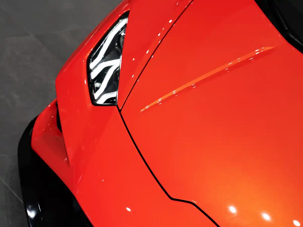 LAMBORGHINI HURACÁN