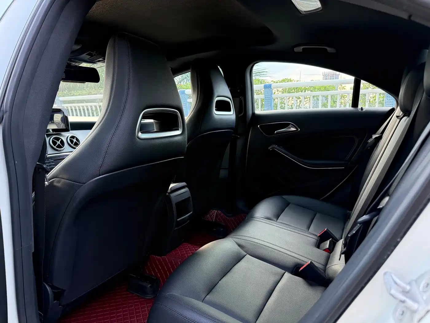 Mercedes-Benz CLA (Import) 2015 2015 CLA 200
