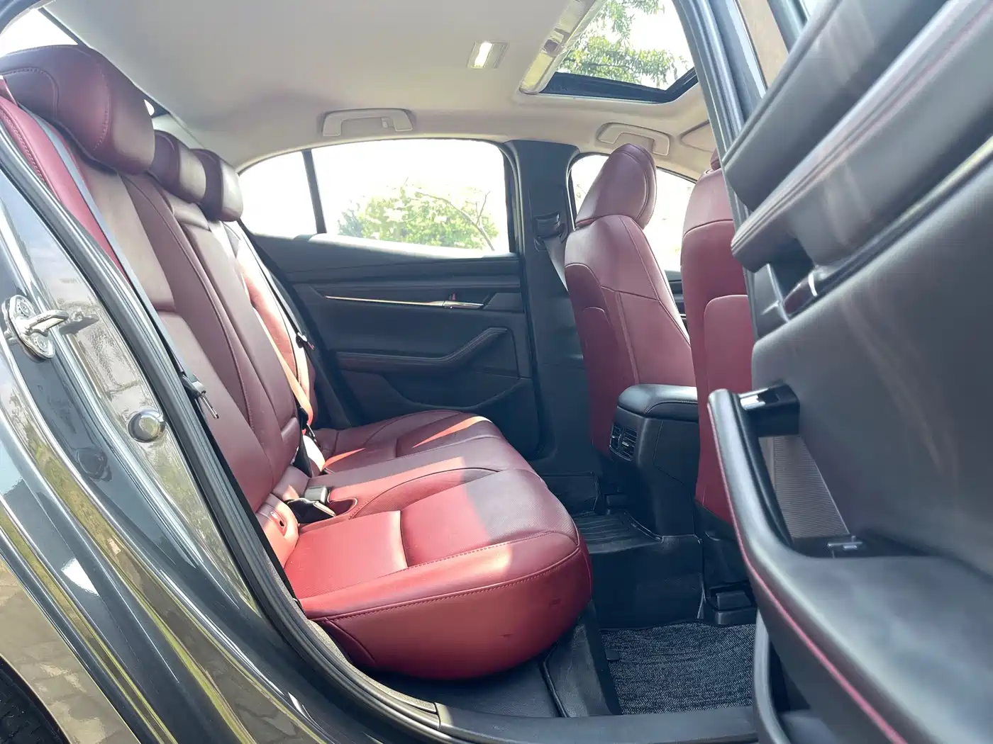 Mazda Mazda 3 2024 2023 2.0L Automatic Premium Edition