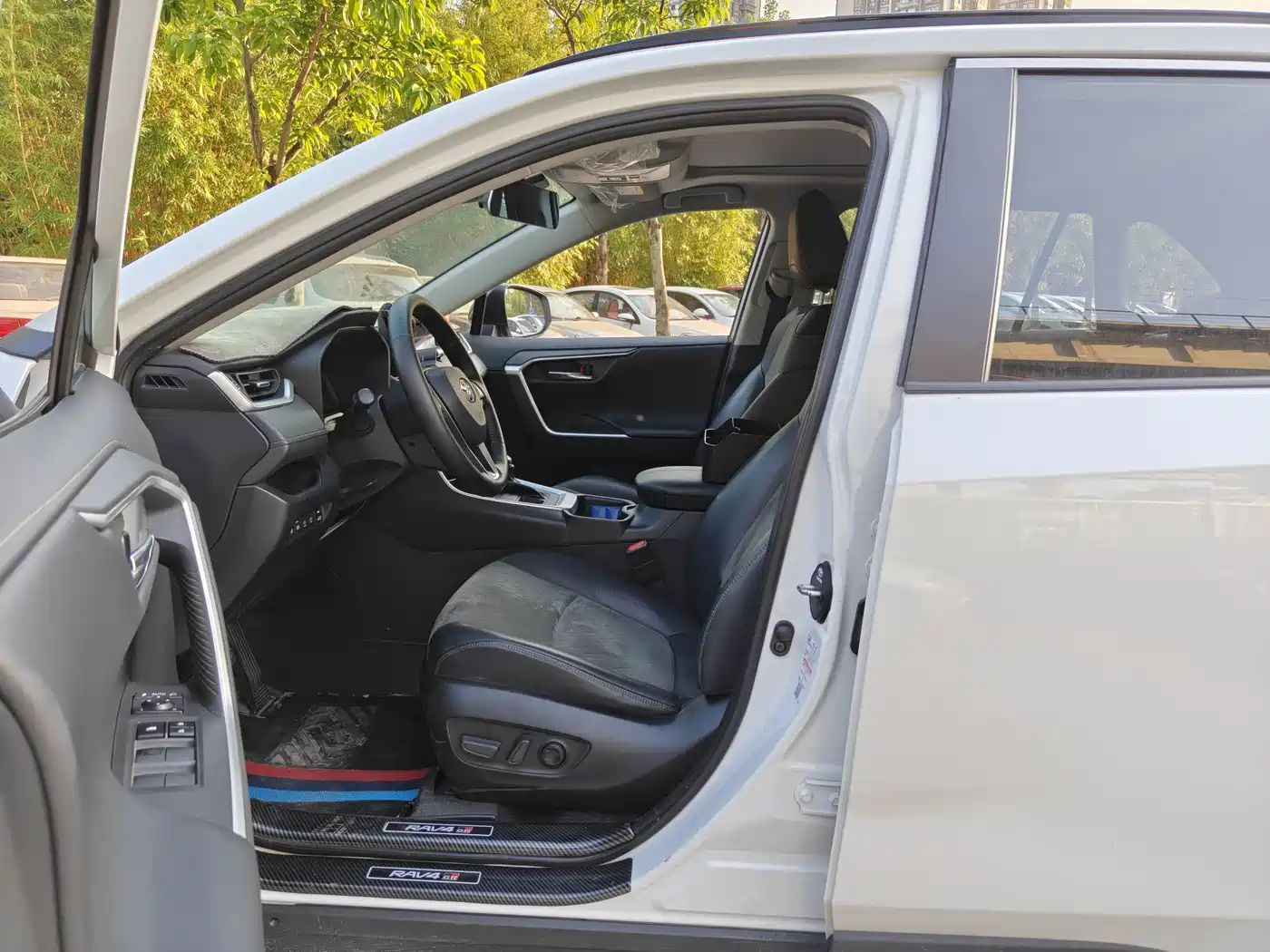 Toyota RAV4 Rongfang 2023 2.0L CVT 4WD Adventure Plus Edition фото 15