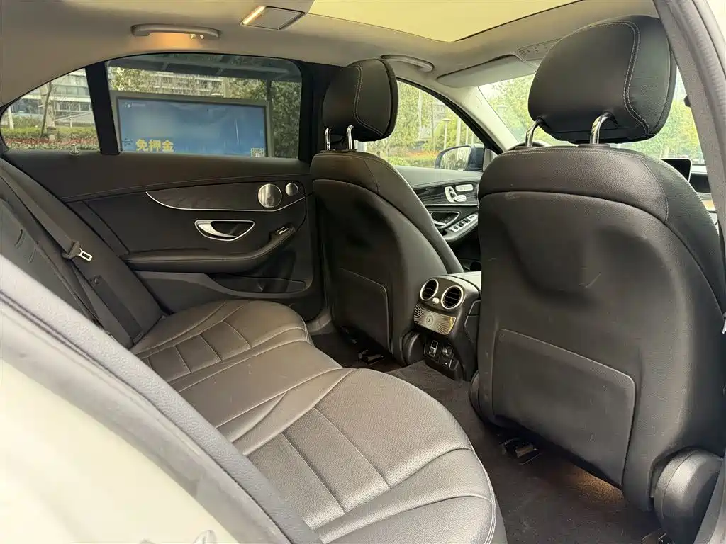 Mercedes-Benz C-Class 2021 C 260 L Sport Starry Exclusive Edition фото 18