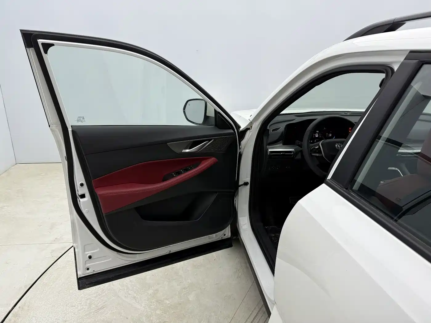 Changan CS35 PLUS 2024 2023 Enjoyment Edition 1.4T DCT Luxury