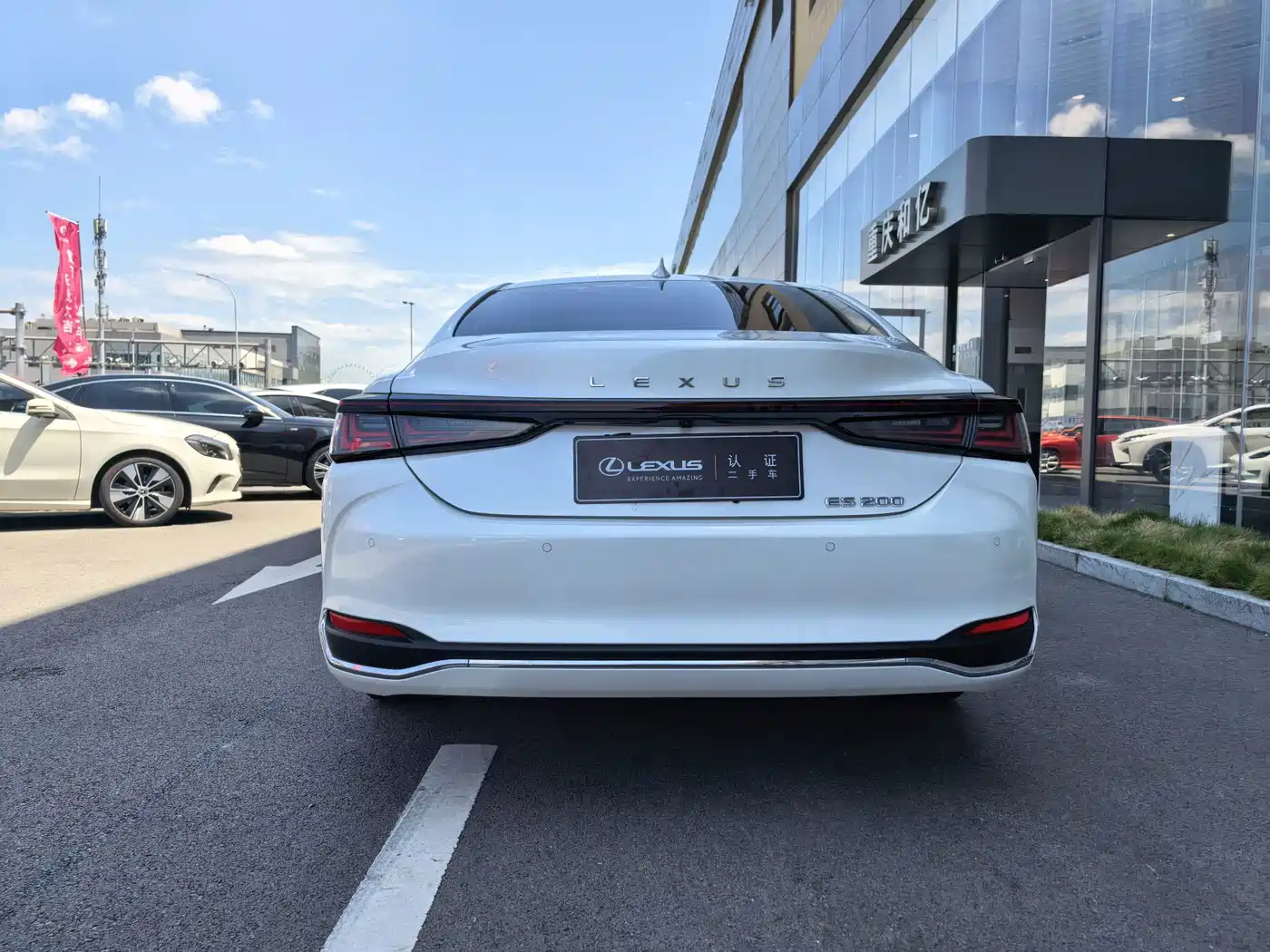 Lexus ES 2025 2025 200 Ultimate Edition