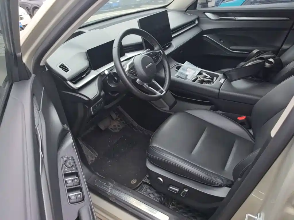 Фото 16 - Haval H6