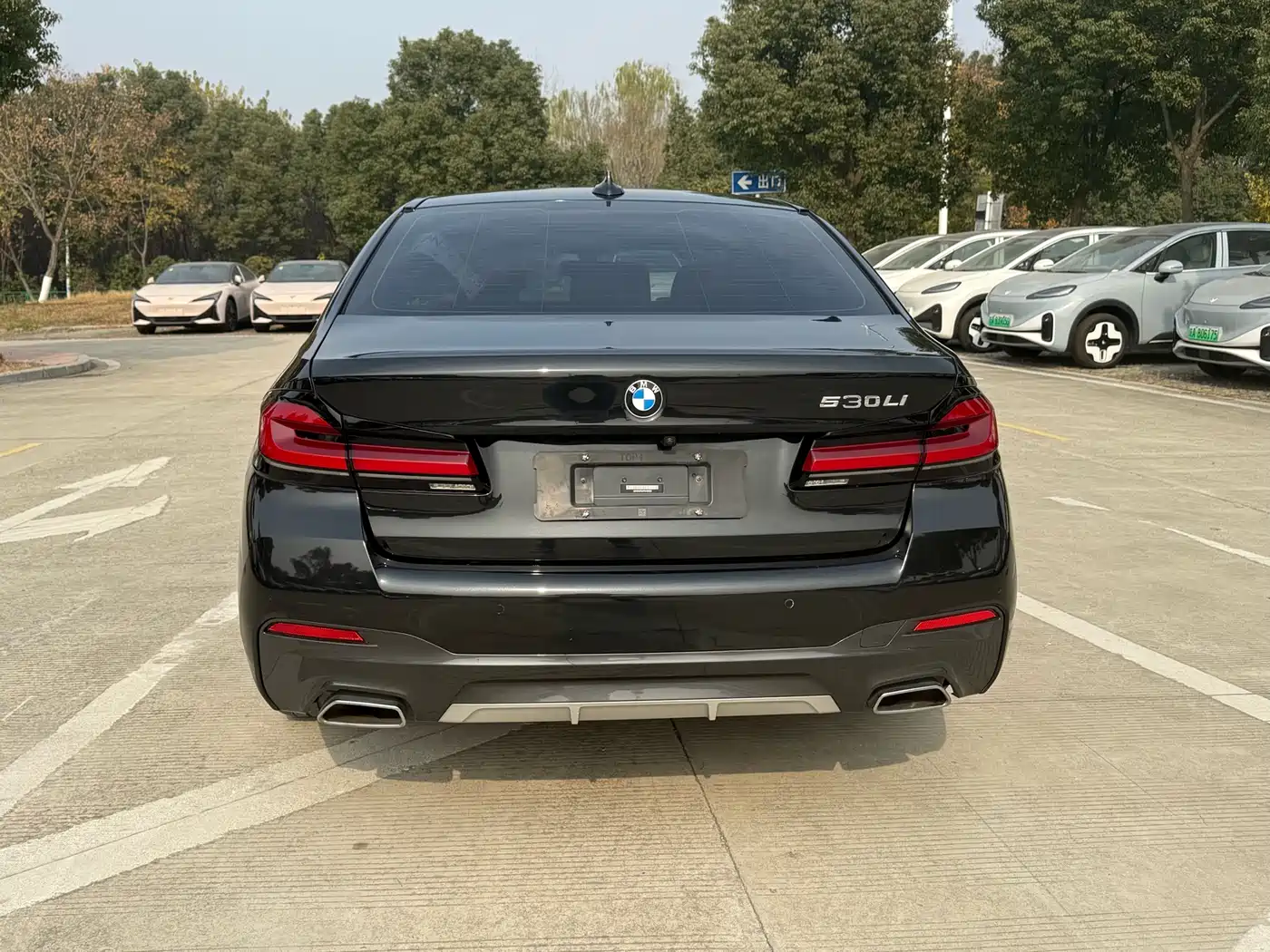 BMW 5 Series 2022 525Li M Sport Package фото 18