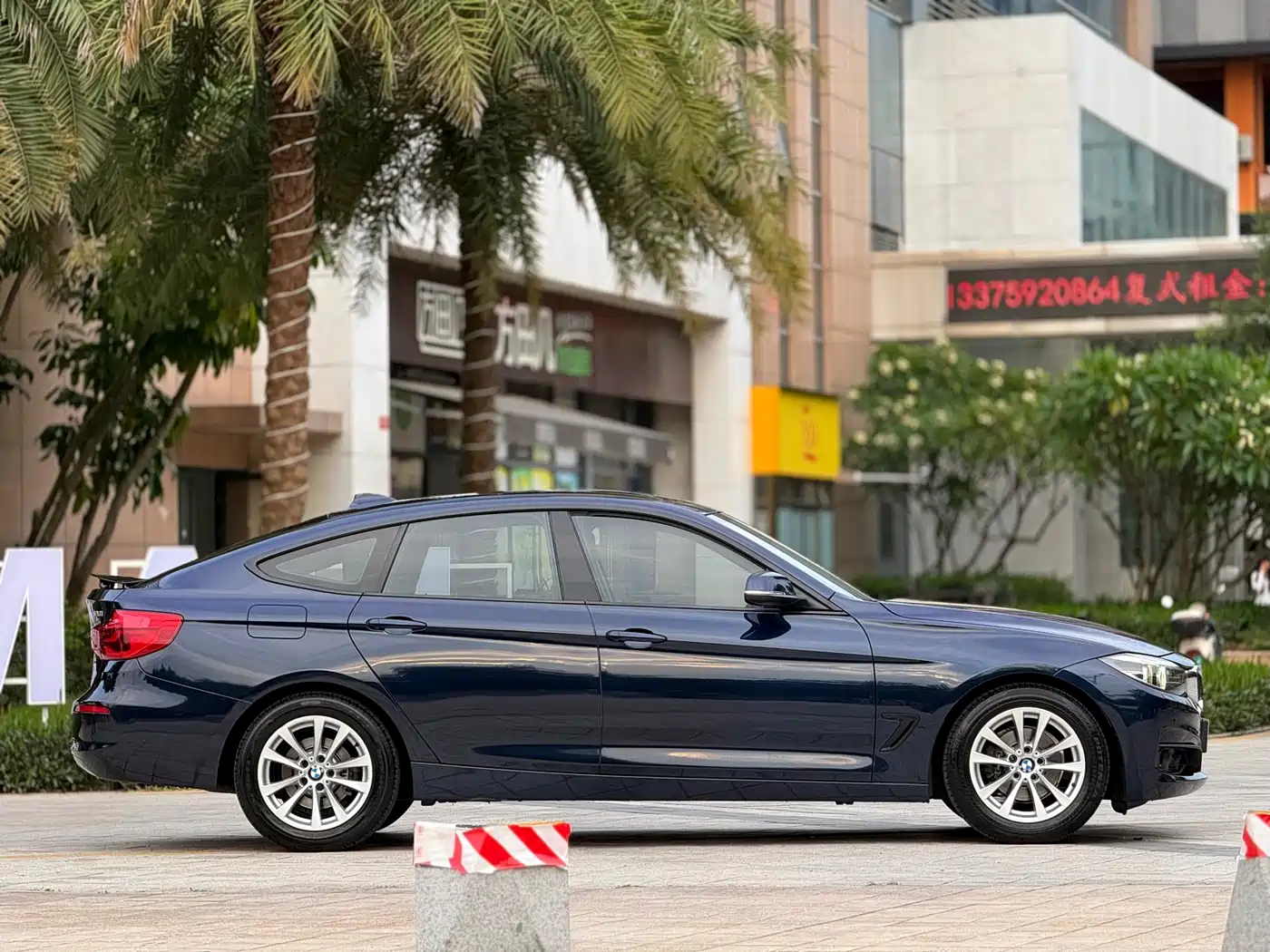 BMW 3 Series GT 2017 320i Fashion фото 7