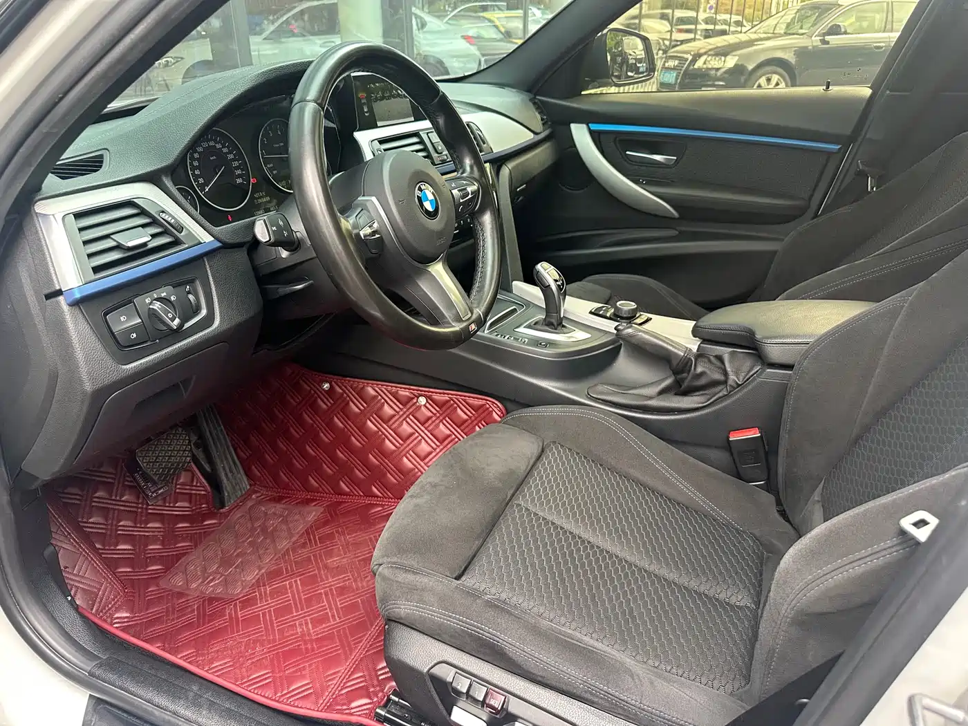BMW 3 Series 2018 320i M Sport Package фото 10