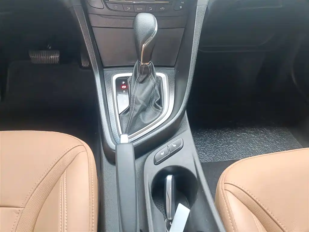 Buick Excelle 2018 18T Automatic Flagship фото 10