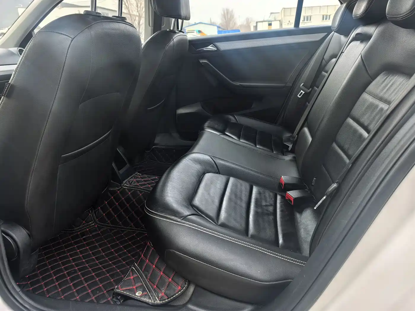 Volkswagen Jetta 2013 1.6L Automatic Luxury Model фото 5