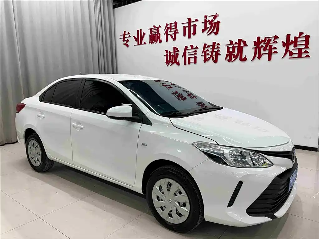 TOYOTA VIOS