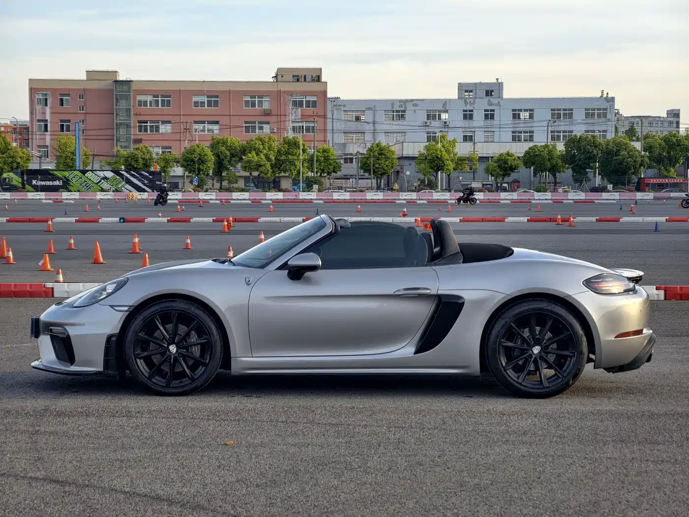 Porsche 718 2016 Boxster 2.0T фото 14