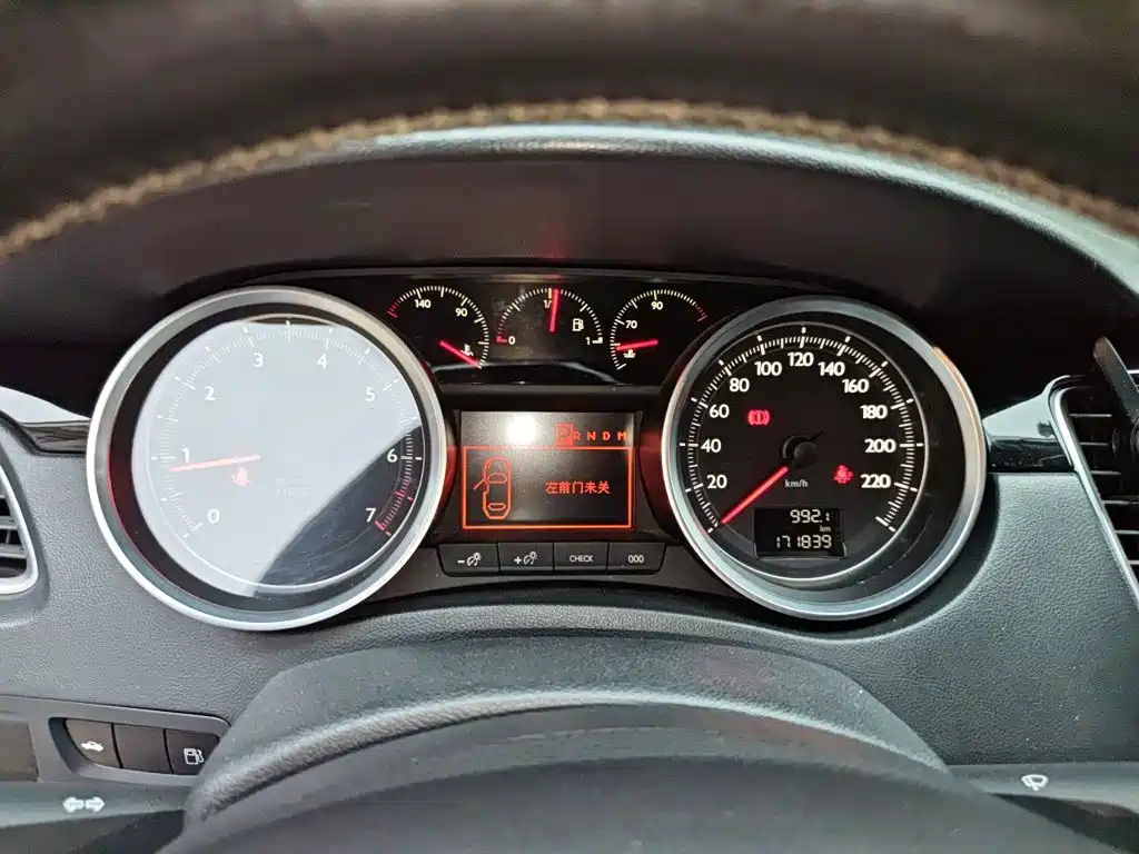 صورة 12 - Peugeot 508