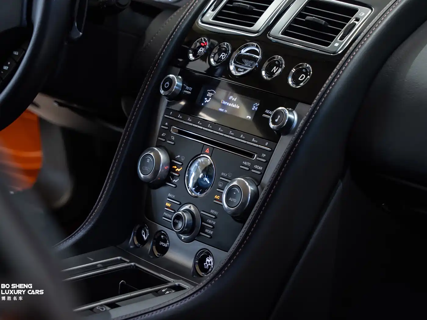 Aston Martin Virage 2012 6.0 Coupe фото 24