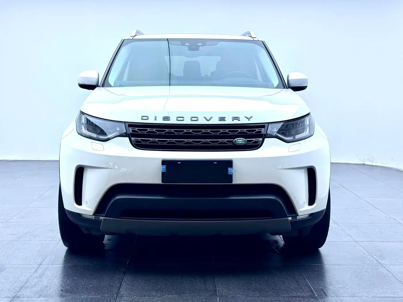 Land Rover Discovery 2017 3.0 SC V6 S фото 2