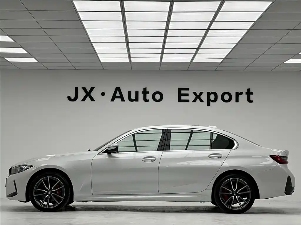 BMW 3 Series 2023 320Li M Sport Package фото 8