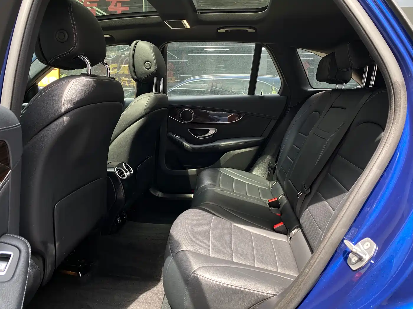 Mercedes-Benz GLC 2019 GLC 260 4MATIC Dynamic фото 16