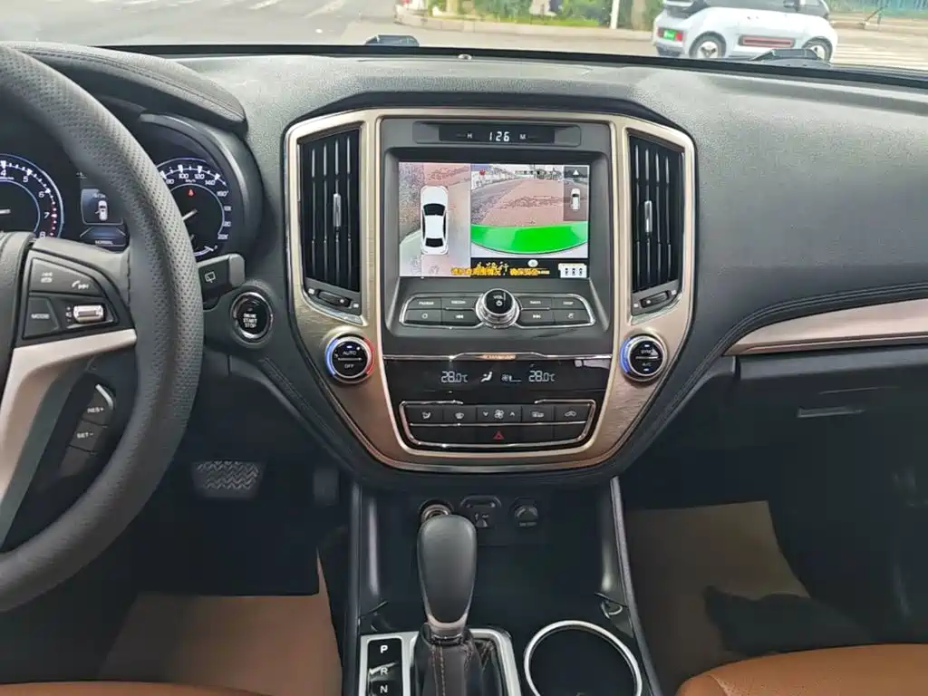 Changan CS95 2017 2017 2.0T FWD Zhiyuan Edition