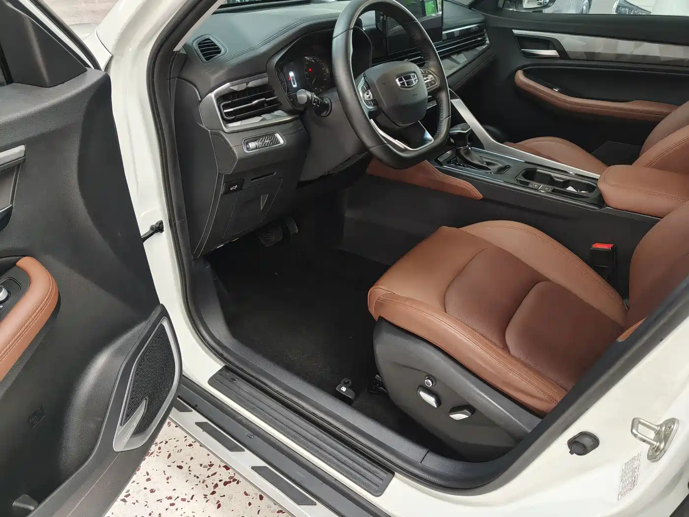 Geely Emgrand X6 2024 2021 Model PRO 1.4T Automatic Premium
