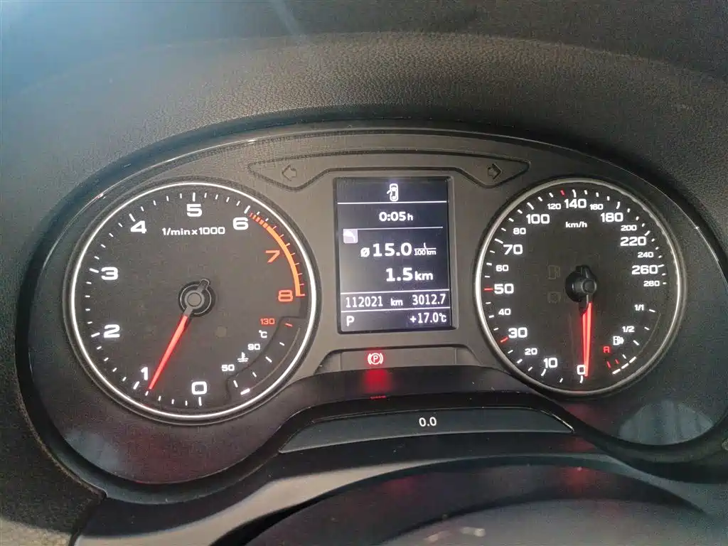 Audi A3 2014 Sportback 35 TFSI Automatic Comfort фото 8