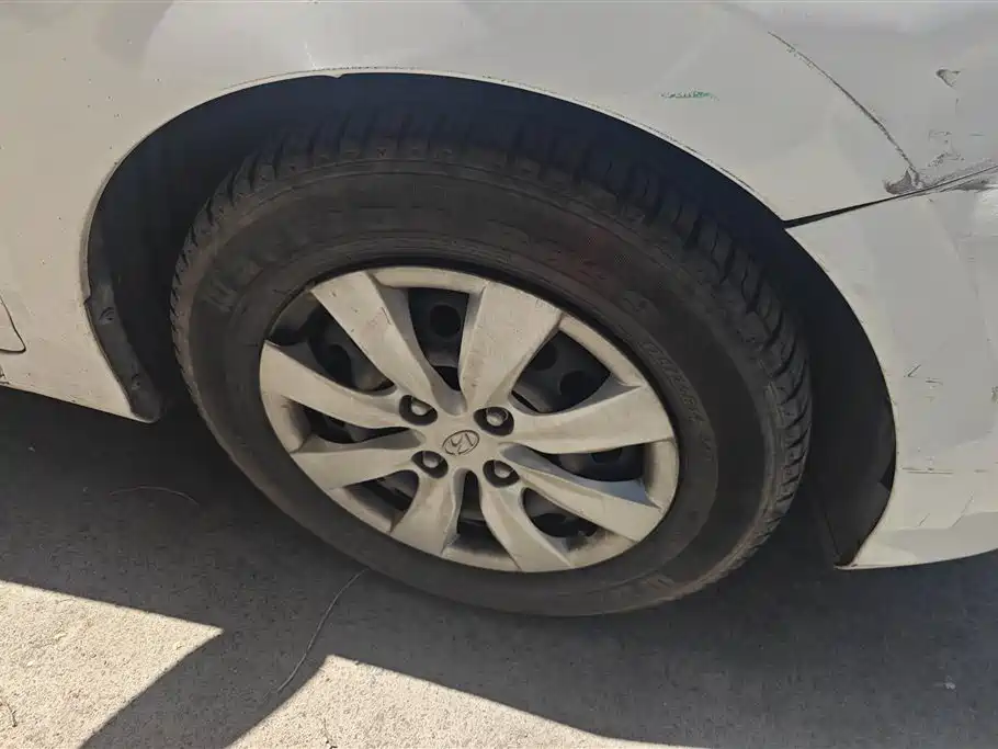Hyundai Verna 2020 1.4L Manual GL Renewal Edition фото 6