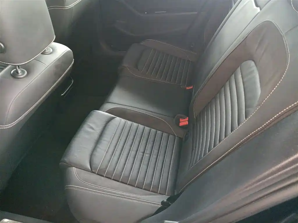 Volkswagen Magotan 2020 280TSI DSG Comfort фото 13