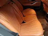 Photo 21 - Mercedes-Benz S-Class