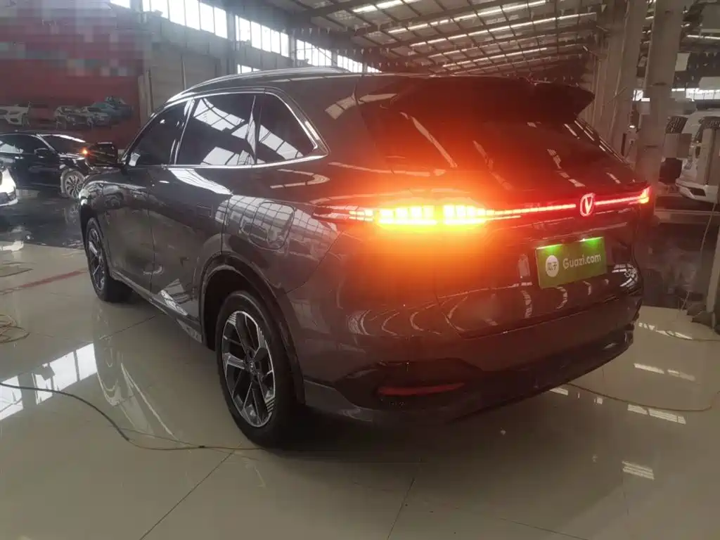 Фото 5 - Changan CS75 PLUS