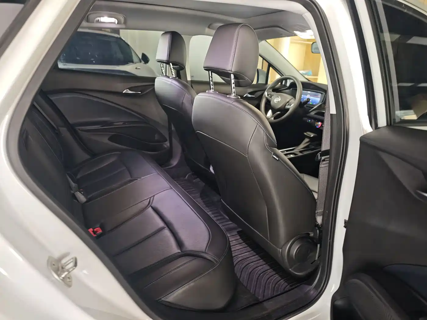 Buick Velite 6 2024 Model 430km Premium Edition фото 12